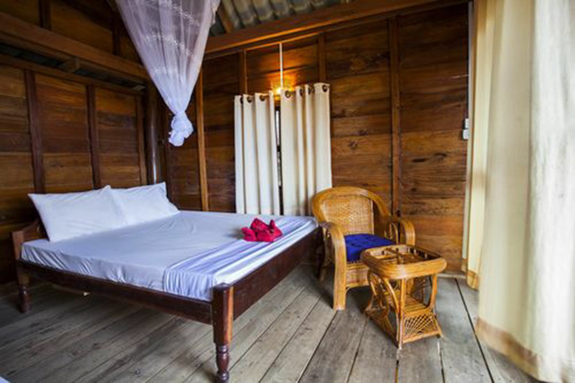Happy Elephant Bungalows Kaoh Touch Bagian luar foto