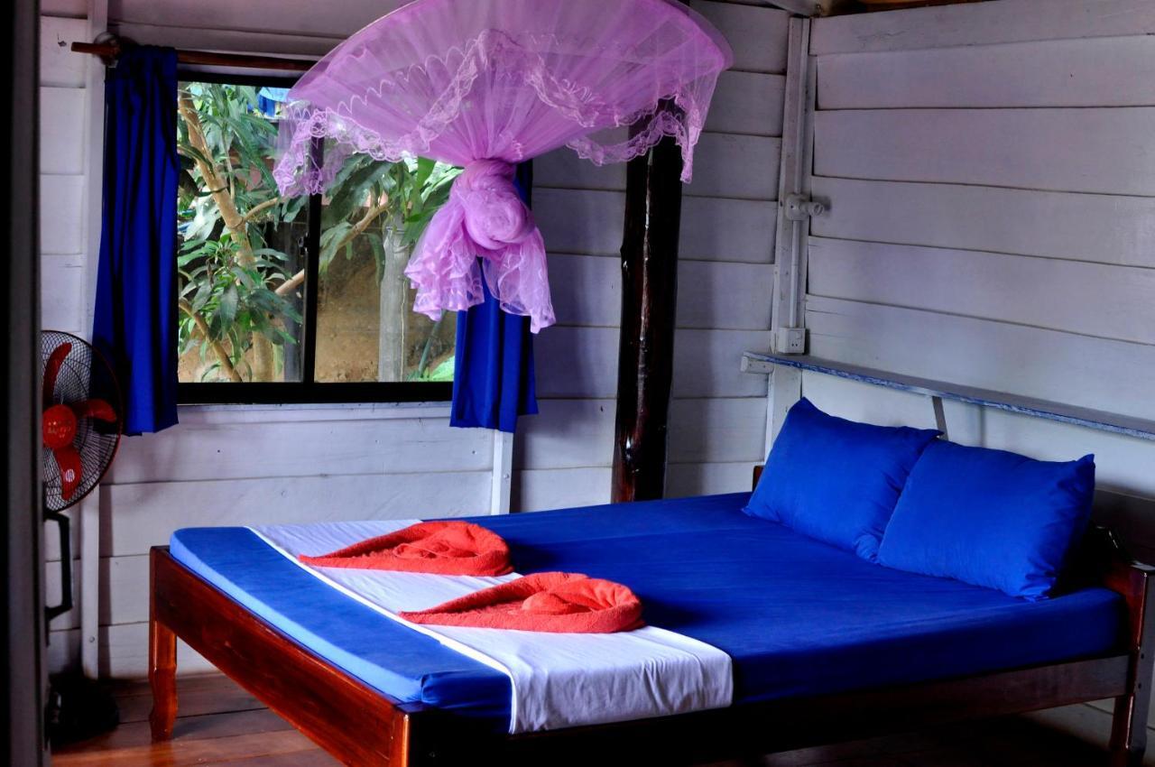 Happy Elephant Bungalows Kaoh Touch Bagian luar foto